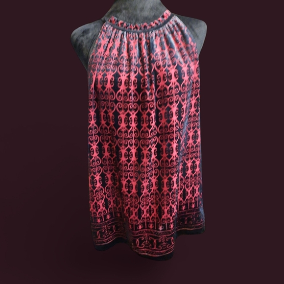 NWT Max STUDIO Red and Black Jacqueart VelvetHalter Top MED - Picture 1 of 13